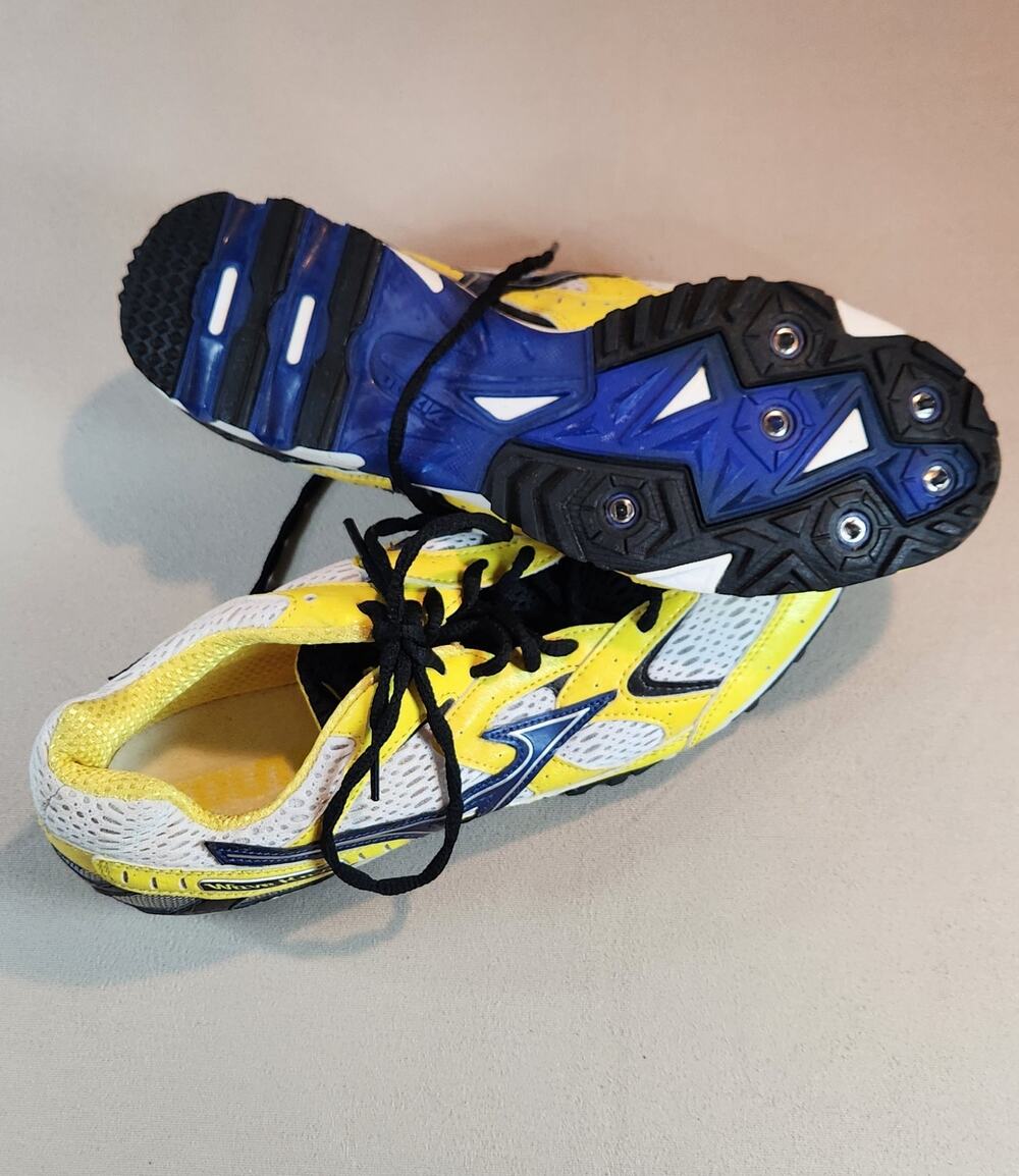Mizuno Track Field Running Spikes Mens 9 Yellow Blue White 8KM-58527 NWOT